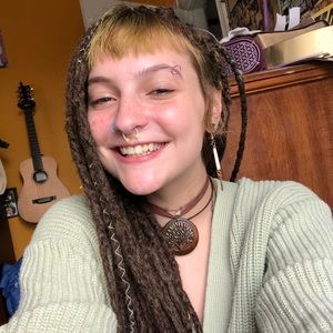 Meet your Posher, Sarah